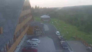Sporthotel Kurzovní - Parkoviště a hlavní vchod - 27.6.2026 v 04:55 Sporthotel Kurzovní - Parkoviště a hlavní vchod - 27.6.2026 v 04:55