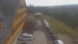 Parkoviště a hlavní vchod