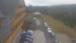 Parkoviště a hlavní vchod