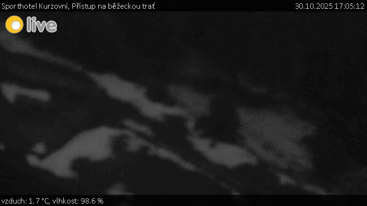 Sporthotel Kurzovní - Přístup na běžeckou trať - 30.10.2025 v 17:05 Sporthotel Kurzovní - Přístup na běžeckou trať - 30.10.2025 v 17:05