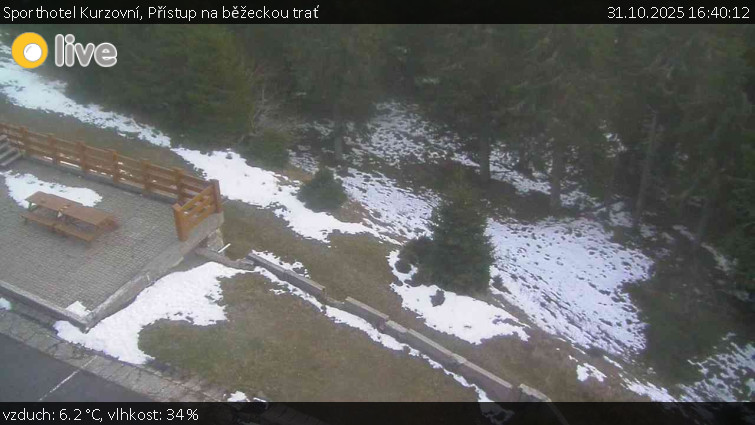 Sporthotel Kurzovní - Přístup na běžeckou trať - 31.10.2025 v 16:40 Sporthotel Kurzovní - Přístup na běžeckou trať - 31.10.2025 v 16:40