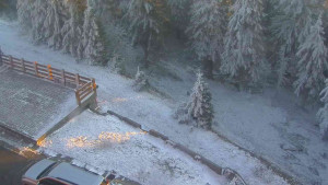 Sporthotel Kurzovní - Přístup na běžeckou trať - 25.12.2025 v 15:35 Sporthotel Kurzovní - Přístup na běžeckou trať - 25.12.2025 v 15:35