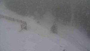 Sporthotel Kurzovní - Přístup na běžeckou trať - 22.2.2026 v 15:35 Sporthotel Kurzovní - Přístup na běžeckou trať - 22.2.2026 v 15:35