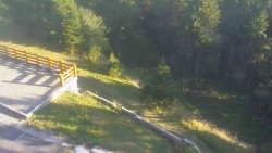 Access to the running track