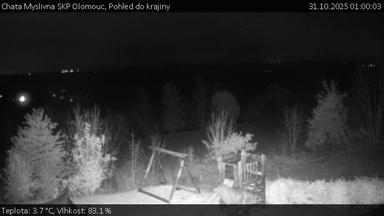 Chata Myslivna SKP Olomouc - Pohled do krajiny - 31.10.2025 v 01:00 Chata Myslivna SKP Olomouc - Pohled do krajiny - 31.10.2025 v 01:00