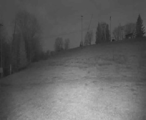 Skiareál Karolinka  - Otočná kamera na sjezdovce - 5.11.2024 v 17:01 Skiareál Karolinka  - Otočná kamera na sjezdovce - 5.11.2024 v 17:01