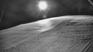 Skiareál Karolinka - Otočná kamera na sjezdovce - 5.12.2025 v 03:25 Skiareál Karolinka - Otočná kamera na sjezdovce - 5.12.2025 v 03:25