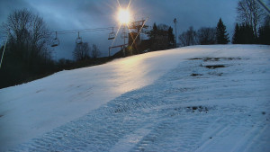 Skiareál Karolinka - Otočná kamera na sjezdovce - 5.12.2025 v 07:10 Skiareál Karolinka - Otočná kamera na sjezdovce - 5.12.2025 v 07:10