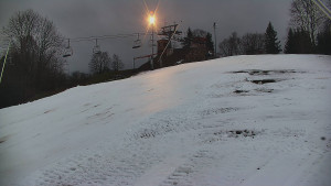 Skiareál Karolinka - Otočná kamera na sjezdovce - 5.12.2025 v 07:35 Skiareál Karolinka - Otočná kamera na sjezdovce - 5.12.2025 v 07:35
