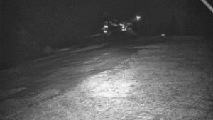 Skiareál Karolinka - Otočná kamera na sjezdovce - 11.12.2025 v 03:02 Skiareál Karolinka - Otočná kamera na sjezdovce - 11.12.2025 v 03:02