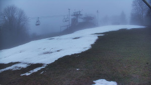 Skiareál Karolinka - Otočná kamera na sjezdovce - 11.12.2025 v 07:32 Skiareál Karolinka - Otočná kamera na sjezdovce - 11.12.2025 v 07:32