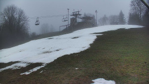 Skiareál Karolinka - Otočná kamera na sjezdovce - 11.12.2025 v 08:02 Skiareál Karolinka - Otočná kamera na sjezdovce - 11.12.2025 v 08:02