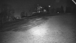 Skiareál Karolinka - Otočná kamera na sjezdovce - 13.12.2025 v 06:02 Skiareál Karolinka - Otočná kamera na sjezdovce - 13.12.2025 v 06:02