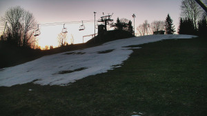 Skiareál Karolinka - Otočná kamera na sjezdovce - 13.12.2025 v 06:55 Skiareál Karolinka - Otočná kamera na sjezdovce - 13.12.2025 v 06:55