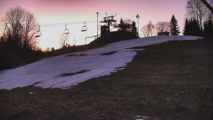 Skiareál Karolinka - Otočná kamera na sjezdovce - 13.12.2025 v 07:05 Skiareál Karolinka - Otočná kamera na sjezdovce - 13.12.2025 v 07:05