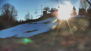 Skiareál Karolinka - Otočná kamera na sjezdovce - 13.12.2025 v 09:02 Skiareál Karolinka - Otočná kamera na sjezdovce - 13.12.2025 v 09:02