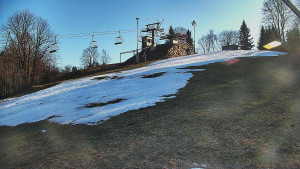 Skiareál Karolinka - Otočná kamera na sjezdovce - 13.12.2025 v 12:05 Skiareál Karolinka - Otočná kamera na sjezdovce - 13.12.2025 v 12:05