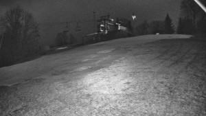 Skiareál Karolinka - Otočná kamera na sjezdovce - 19.12.2025 v 06:40 Skiareál Karolinka - Otočná kamera na sjezdovce - 19.12.2025 v 06:40