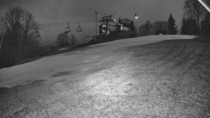 Skiareál Karolinka - Otočná kamera na sjezdovce - 19.12.2025 v 06:45 Skiareál Karolinka - Otočná kamera na sjezdovce - 19.12.2025 v 06:45