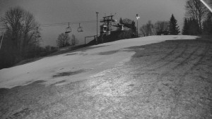 Skiareál Karolinka - Otočná kamera na sjezdovce - 19.12.2025 v 06:55 Skiareál Karolinka - Otočná kamera na sjezdovce - 19.12.2025 v 06:55