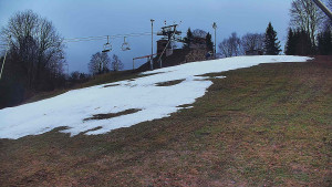 Skiareál Karolinka - Otočná kamera na sjezdovce - 19.12.2025 v 07:50 Skiareál Karolinka - Otočná kamera na sjezdovce - 19.12.2025 v 07:50