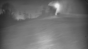 Skiareál Karolinka - Otočná kamera na sjezdovce - 25.12.2025 v 06:45 Skiareál Karolinka - Otočná kamera na sjezdovce - 25.12.2025 v 06:45