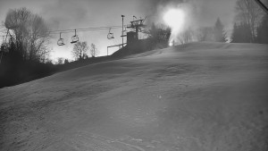 Skiareál Karolinka - Otočná kamera na sjezdovce - 25.12.2025 v 07:02 Skiareál Karolinka - Otočná kamera na sjezdovce - 25.12.2025 v 07:02