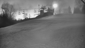 Skiareál Karolinka - Otočná kamera na sjezdovce - 25.12.2025 v 07:05 Skiareál Karolinka - Otočná kamera na sjezdovce - 25.12.2025 v 07:05