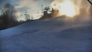 Skiareál Karolinka - Otočná kamera na sjezdovce - 25.12.2025 v 09:20 Skiareál Karolinka - Otočná kamera na sjezdovce - 25.12.2025 v 09:20