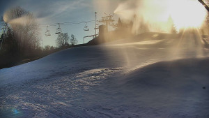 Skiareál Karolinka - Otočná kamera na sjezdovce - 25.12.2025 v 10:05 Skiareál Karolinka - Otočná kamera na sjezdovce - 25.12.2025 v 10:05