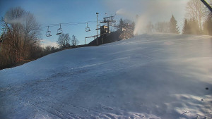 Skiareál Karolinka - Otočná kamera na sjezdovce - 25.12.2025 v 12:35 Skiareál Karolinka - Otočná kamera na sjezdovce - 25.12.2025 v 12:35