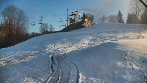 Skiareál Karolinka - Otočná kamera na sjezdovce - 25.12.2025 v 14:02 Skiareál Karolinka - Otočná kamera na sjezdovce - 25.12.2025 v 14:02