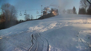 Skiareál Karolinka - Otočná kamera na sjezdovce - 25.12.2025 v 14:20 Skiareál Karolinka - Otočná kamera na sjezdovce - 25.12.2025 v 14:20