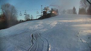 Skiareál Karolinka - Otočná kamera na sjezdovce - 25.12.2025 v 14:32 Skiareál Karolinka - Otočná kamera na sjezdovce - 25.12.2025 v 14:32