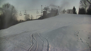 Skiareál Karolinka - Otočná kamera na sjezdovce - 25.12.2025 v 15:35 Skiareál Karolinka - Otočná kamera na sjezdovce - 25.12.2025 v 15:35