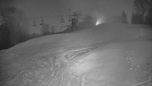 Skiareál Karolinka - Otočná kamera na sjezdovce - 25.12.2025 v 16:45 Skiareál Karolinka - Otočná kamera na sjezdovce - 25.12.2025 v 16:45