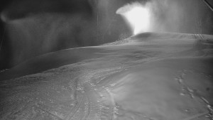 Skiareál Karolinka - Otočná kamera na sjezdovce - 25.12.2025 v 17:20 Skiareál Karolinka - Otočná kamera na sjezdovce - 25.12.2025 v 17:20