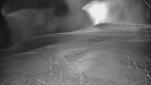 Skiareál Karolinka - Otočná kamera na sjezdovce - 25.12.2025 v 17:32 Skiareál Karolinka - Otočná kamera na sjezdovce - 25.12.2025 v 17:32