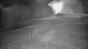 Skiareál Karolinka - Otočná kamera na sjezdovce - 25.12.2025 v 17:40 Skiareál Karolinka - Otočná kamera na sjezdovce - 25.12.2025 v 17:40