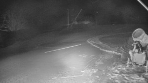 Skiareál Karolinka - Otočná kamera na sjezdovce - 2.1.2026 v 02:40 Skiareál Karolinka - Otočná kamera na sjezdovce - 2.1.2026 v 02:40