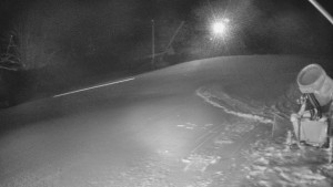 Skiareál Karolinka - Otočná kamera na sjezdovce - 2.1.2026 v 04:50 Skiareál Karolinka - Otočná kamera na sjezdovce - 2.1.2026 v 04:50