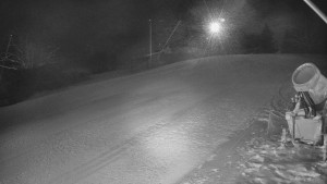 Skiareál Karolinka - Otočná kamera na sjezdovce - 2.1.2026 v 06:55 Skiareál Karolinka - Otočná kamera na sjezdovce - 2.1.2026 v 06:55