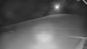 Skiareál Karolinka - Otočná kamera na sjezdovce - 12.1.2026 v 05:02 Skiareál Karolinka - Otočná kamera na sjezdovce - 12.1.2026 v 05:02