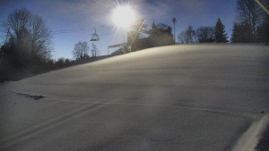 Skiareál Karolinka - Otočná kamera na sjezdovce - 12.1.2026 v 06:50 Skiareál Karolinka - Otočná kamera na sjezdovce - 12.1.2026 v 06:50