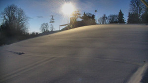 Skiareál Karolinka - Otočná kamera na sjezdovce - 12.1.2026 v 06:55 Skiareál Karolinka - Otočná kamera na sjezdovce - 12.1.2026 v 06:55