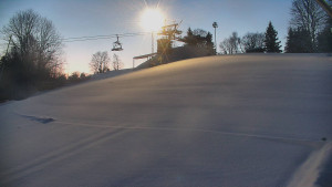 Skiareál Karolinka - Otočná kamera na sjezdovce - 12.1.2026 v 07:02 Skiareál Karolinka - Otočná kamera na sjezdovce - 12.1.2026 v 07:02