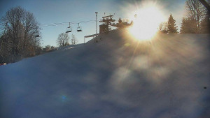 Skiareál Karolinka - Otočná kamera na sjezdovce - 12.1.2026 v 09:15 Skiareál Karolinka - Otočná kamera na sjezdovce - 12.1.2026 v 09:15