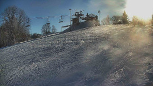 Skiareál Karolinka - Otočná kamera na sjezdovce - 12.1.2026 v 10:25 Skiareál Karolinka - Otočná kamera na sjezdovce - 12.1.2026 v 10:25