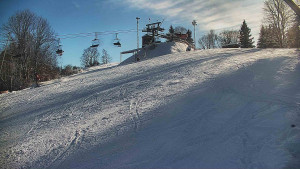 Skiareál Karolinka - Otočná kamera na sjezdovce - 12.1.2026 v 11:02 Skiareál Karolinka - Otočná kamera na sjezdovce - 12.1.2026 v 11:02