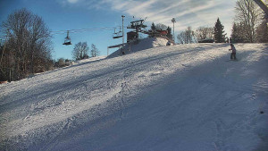 Skiareál Karolinka - Otočná kamera na sjezdovce - 12.1.2026 v 11:05 Skiareál Karolinka - Otočná kamera na sjezdovce - 12.1.2026 v 11:05